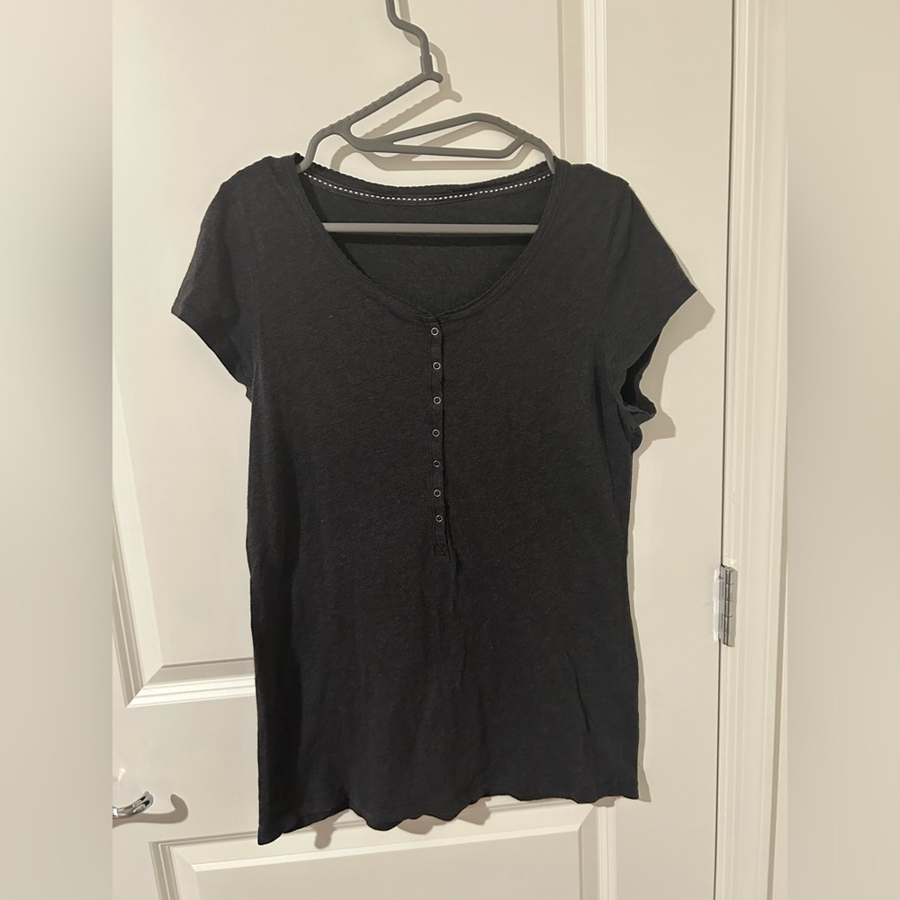 🎉Charcoal Gray Henley